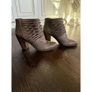 Jessica Simpson| Women's Brown Leather Ankle Boots | Size 8 | 1109